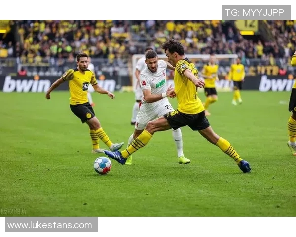 汉堡队战平沃尔夫斯堡，继续保持不败势头